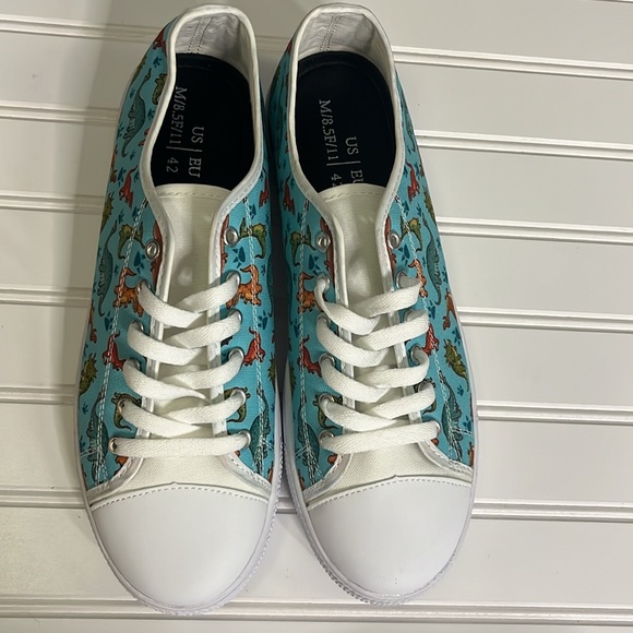 Dinosaur Low Top White Canvas Sneakers women’s 11. Men 8.5. Like new turquoise - Picture 5 of 9